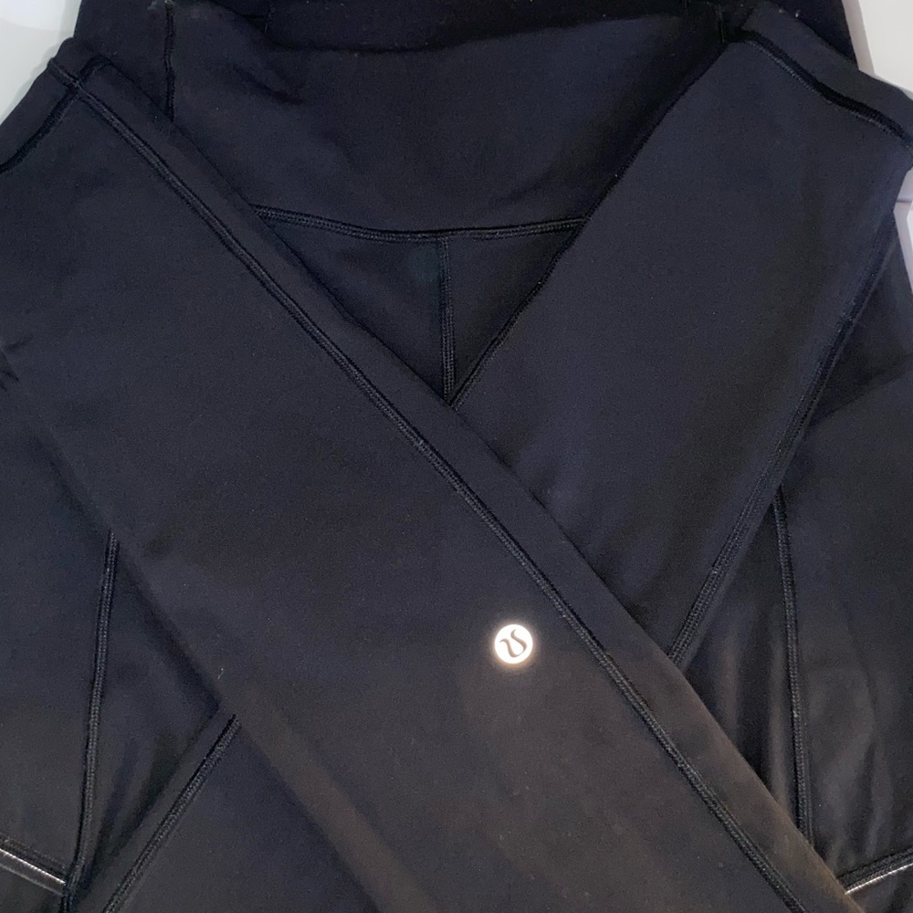 SOLD Black Lululemon Fast and Free Tight 28’